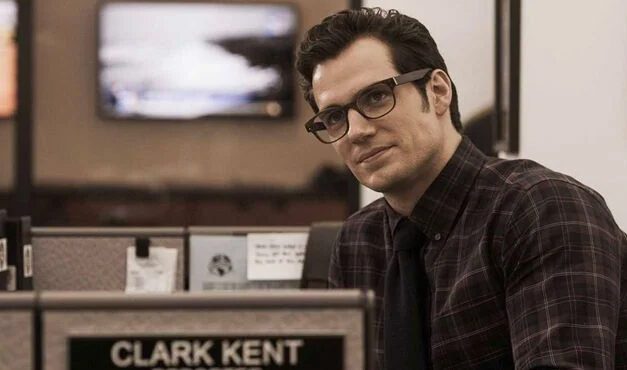 10 Most Iconic Glasses & Other Eyewear In Movie History