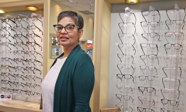 Optical store’s struggles bring Vancouver small-business challenges into focus
