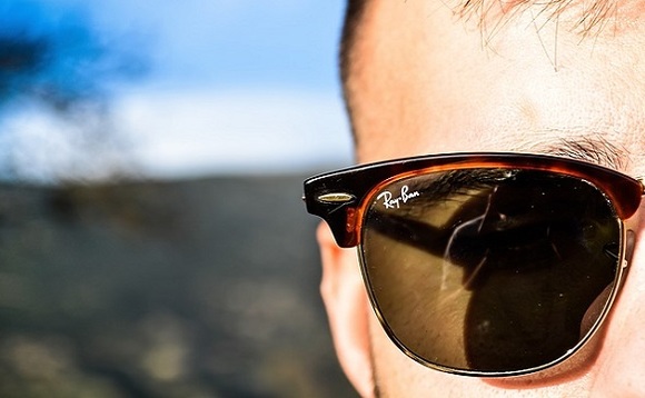 FACEBOOK SMART GLASSES FACE SCRUTINY OVER PRIVACY CONCERNS