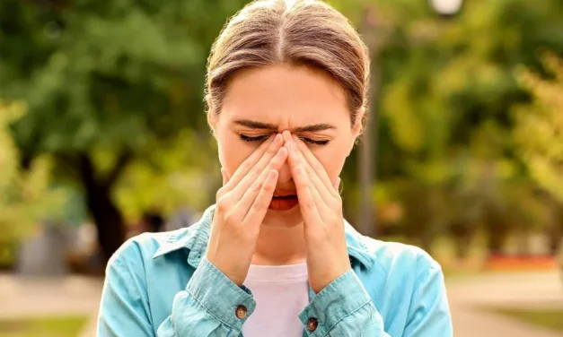 Allergies And Contact Lenses