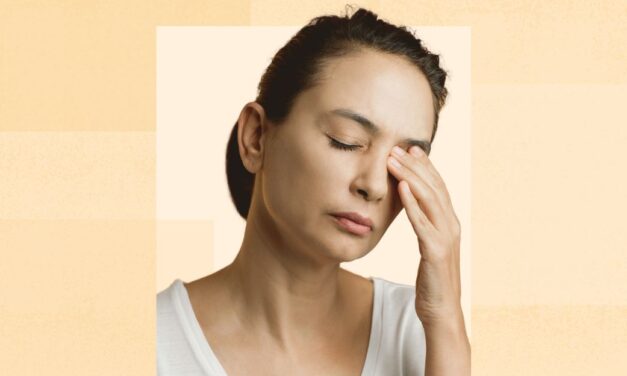 9 Eye Symptoms to Watch Out For