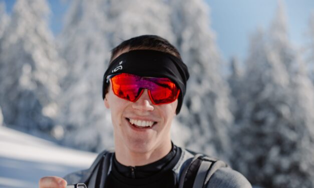 Why can’t some screens be seen with polarized glasses?