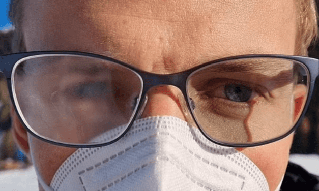 Say Goodbye To Foggy Glasses! Scientists Develop An Ultrathin Gold-based Coating That Stops Condensation Forming On Eyewear