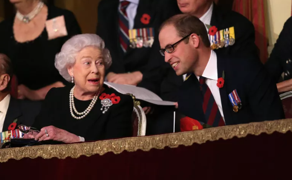 Prince William Reveals The Real Reason He Doesn’t Wear His Glasses On Royal Engagements