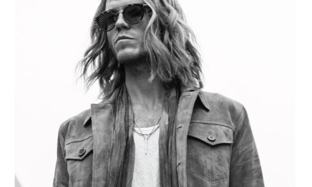 John Varvatos Effortlessly Cool