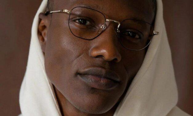 Men vs. Women in Style: How Smart Eyewear Brings Balance to Digital Life