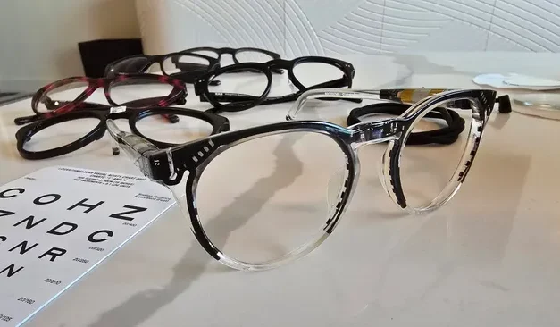 Glasses that autofocus? Really?
