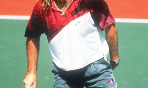 Tennis and visors: the next sport-fashion trend?