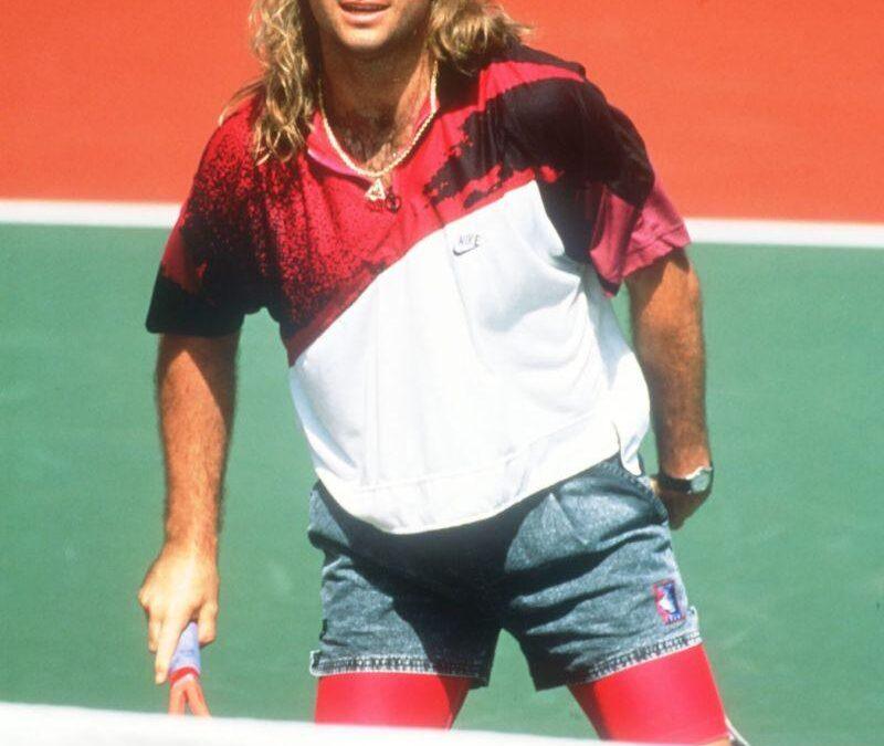 Tennis and visors: the next sport-fashion trend?