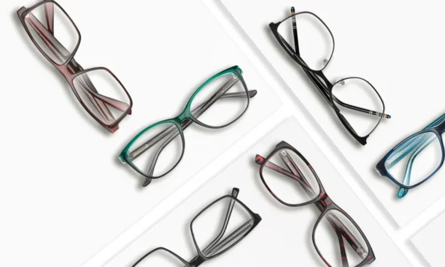 What consumers are reading: Online Glasses vs. In-Person Retail: Which Is Best for You?