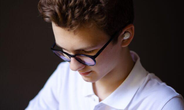New York Smart Glasses Ban Targets AI and Camera-Equipped Devices in All Courthouses