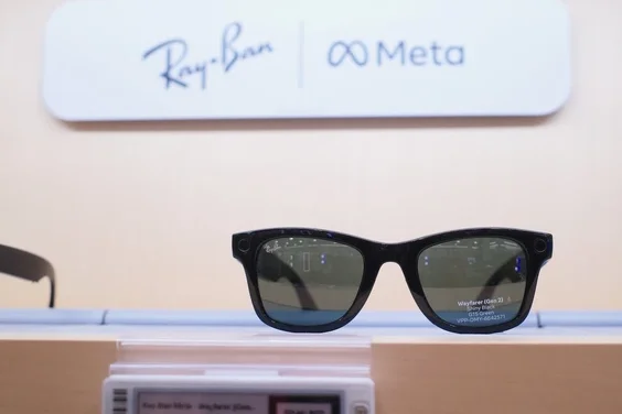 The internet is calling them ‘pervert glasses.’ Here’s what Meta’s smart glasses can actually do