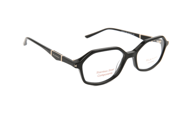 WHERE MODERN GEOMETRY MEETS EFFORTLESS ELEGANCE